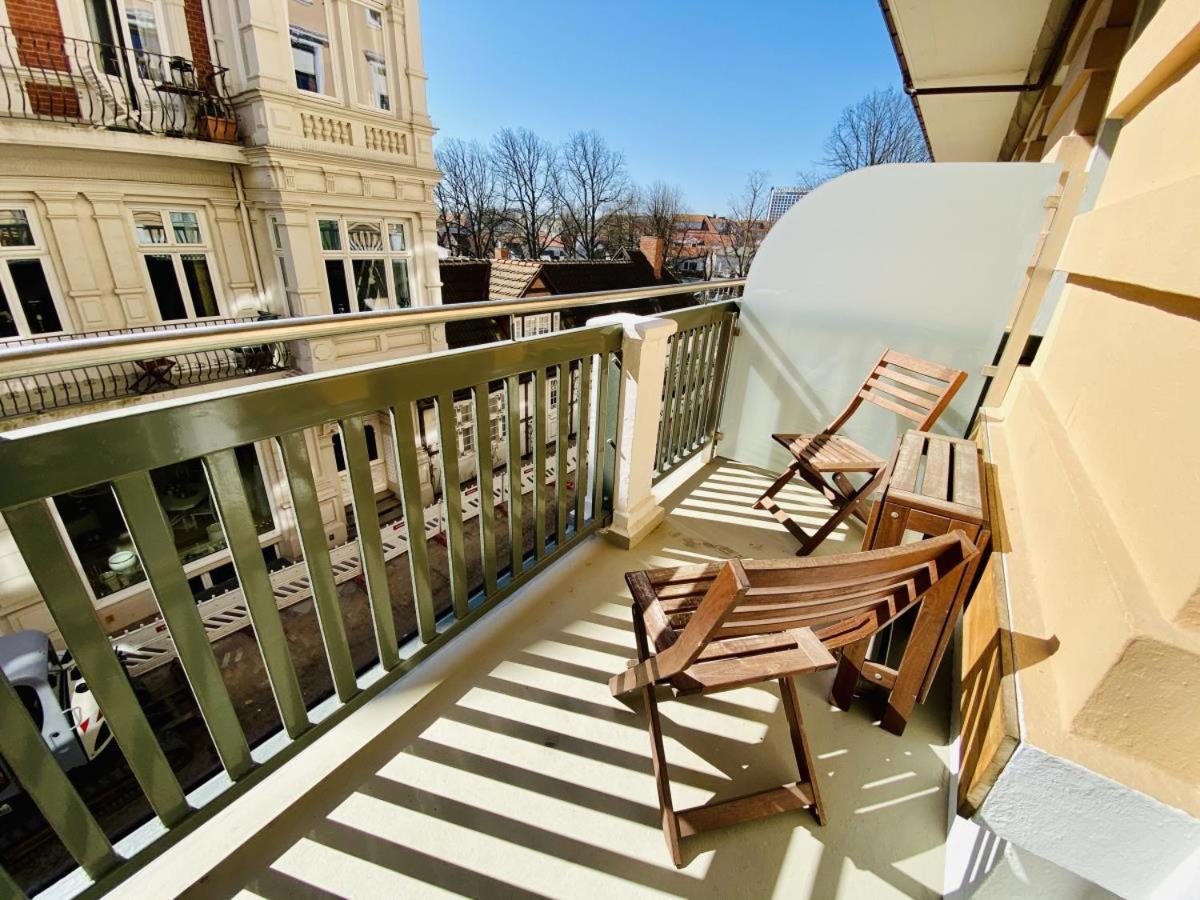 Apartamento Berringer, Knurrhahn, Direkt An Der Promenade Rostock Exterior foto