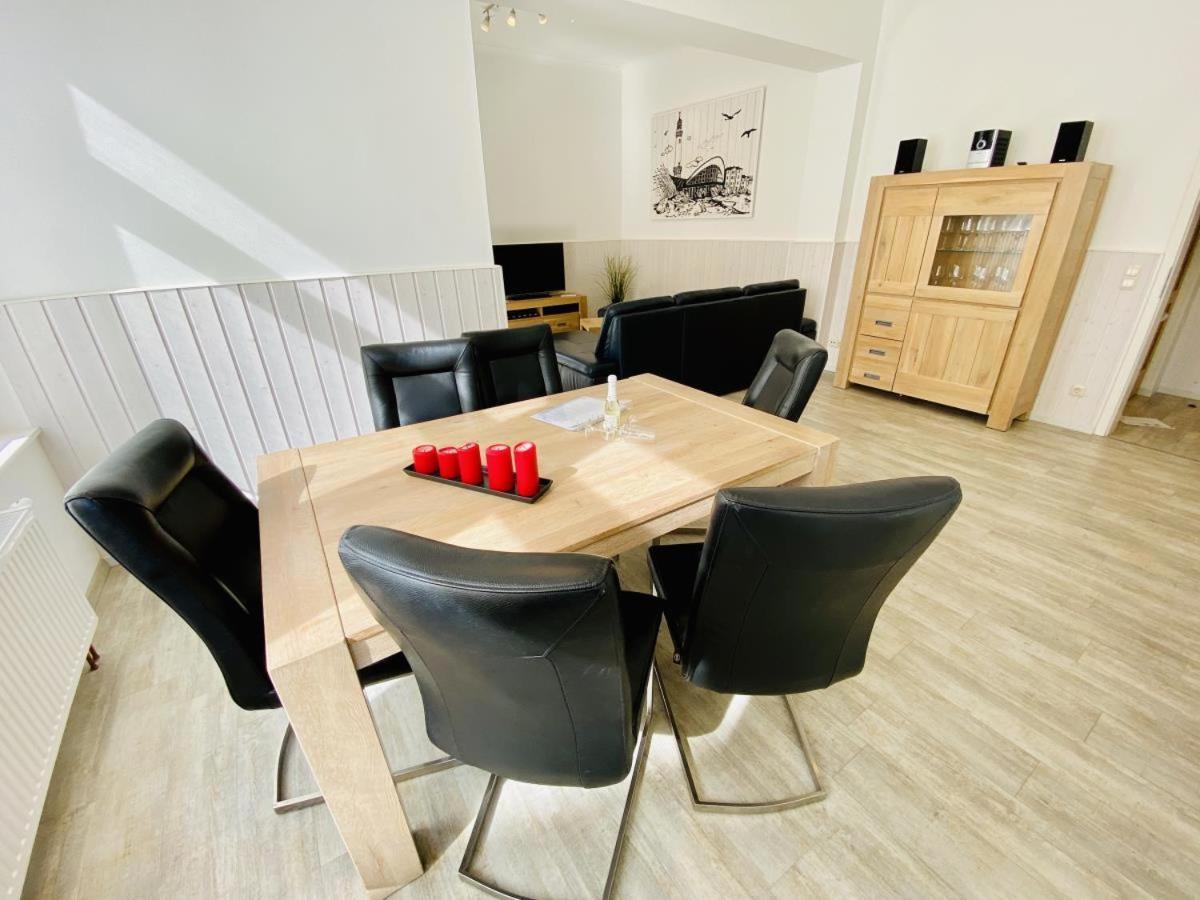 Apartamento Berringer, Knurrhahn, Direkt An Der Promenade Rostock Exterior foto