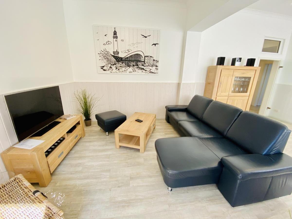 Apartamento Berringer, Knurrhahn, Direkt An Der Promenade Rostock Exterior foto